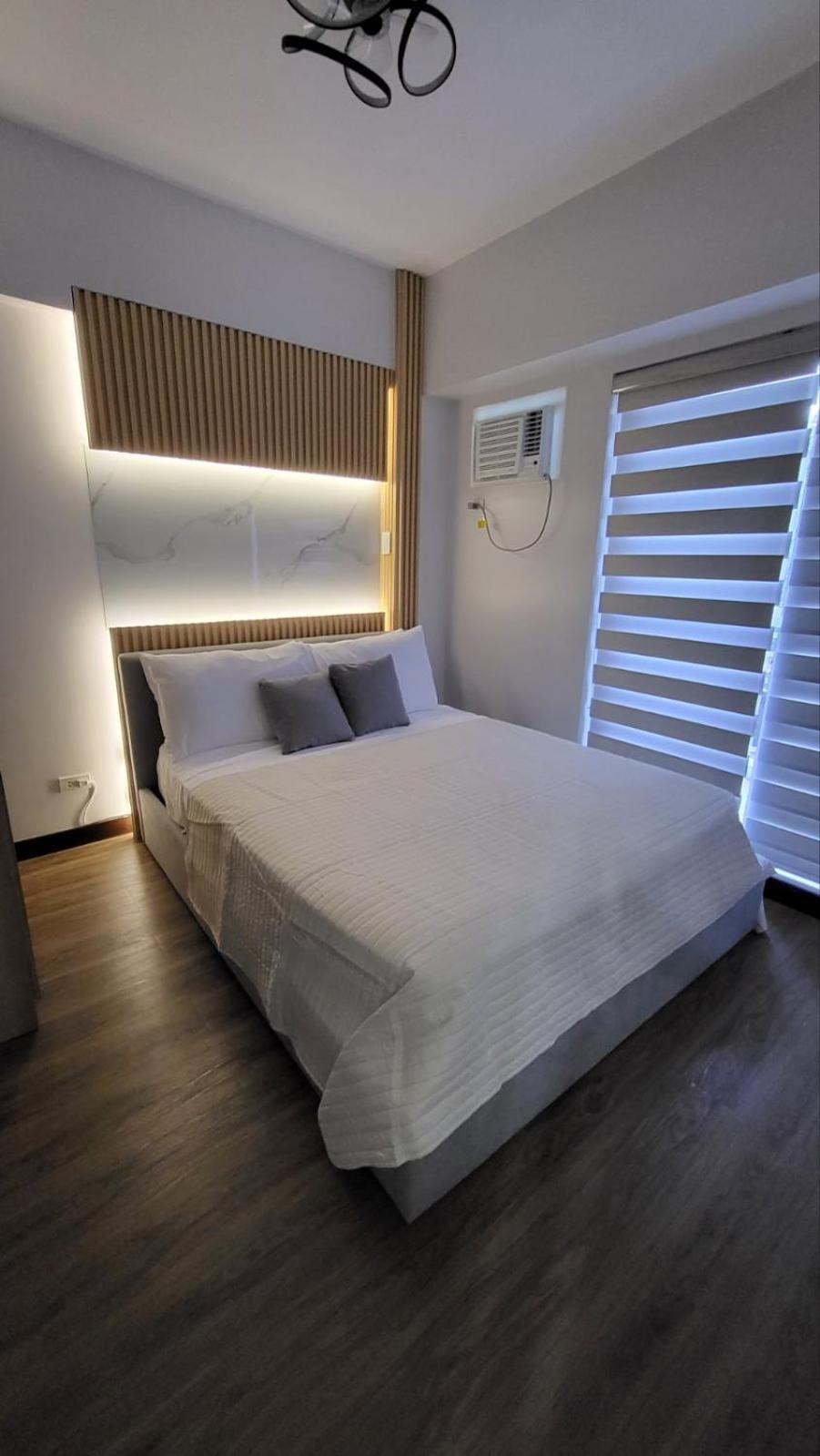 The Atherton- Spacious Modern Condo Unit In Paranaque Near The Airport, Makati, Bgc And Highways Paranaque City Exterior photo